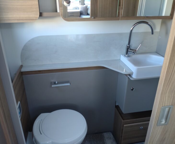 2026 Bailey Unicorn Deluxe Vigo Interior