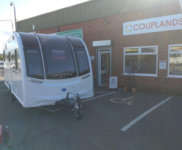 2026 Bailey Unicorn Deluxe Seville Front