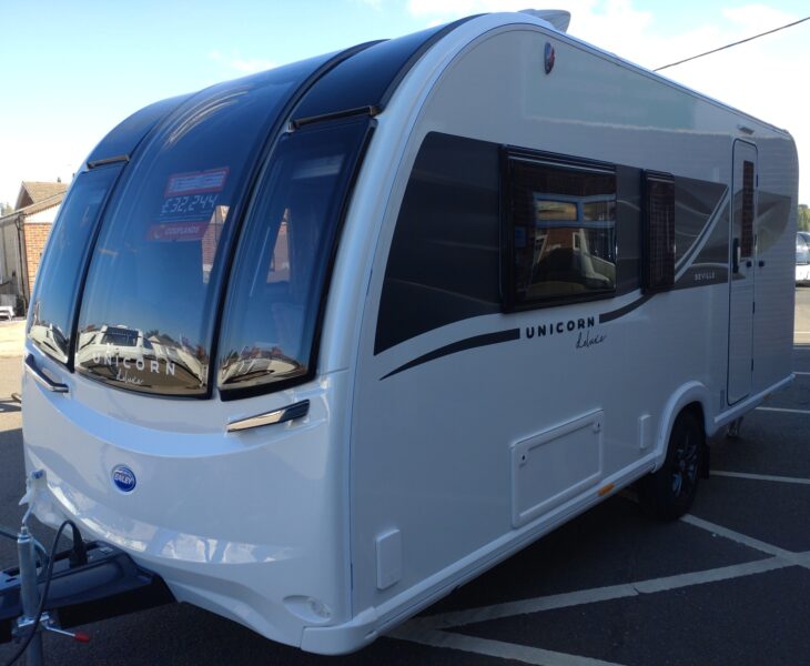 2026 Bailey Unicorn Deluxe Seville Front/Side