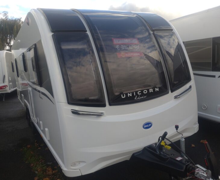 2026 Bailey Unicorn Deluxe Pamplona Front