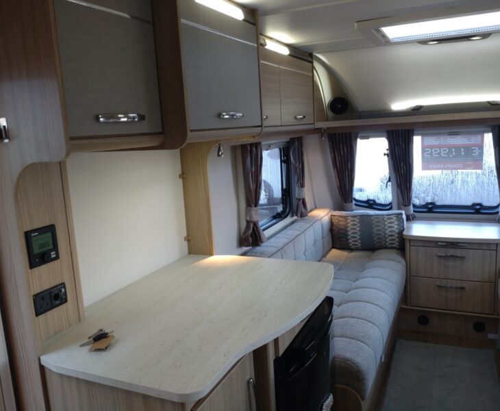 2016 Coachman Vision 450 Interior