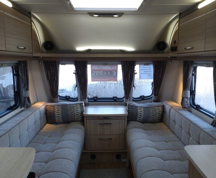 2016 Coachman Vision 450 Interior