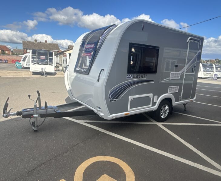 2026 Bailey Discovery D4-2 Nearside front