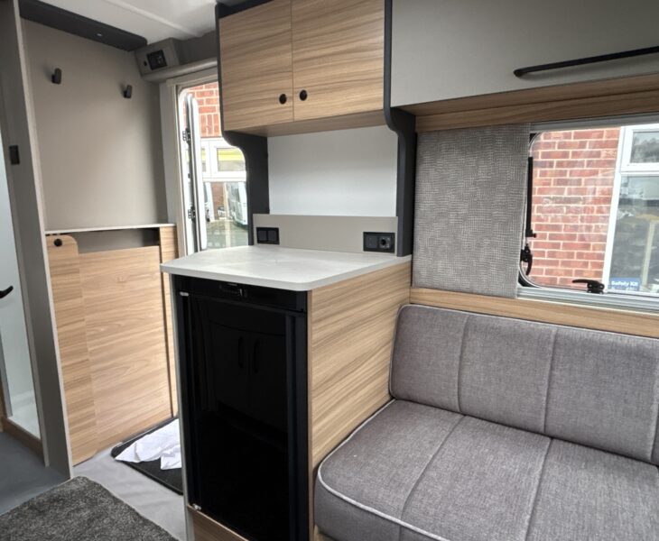 2026 Bailey Phoenix 420 Black Edition Fridge