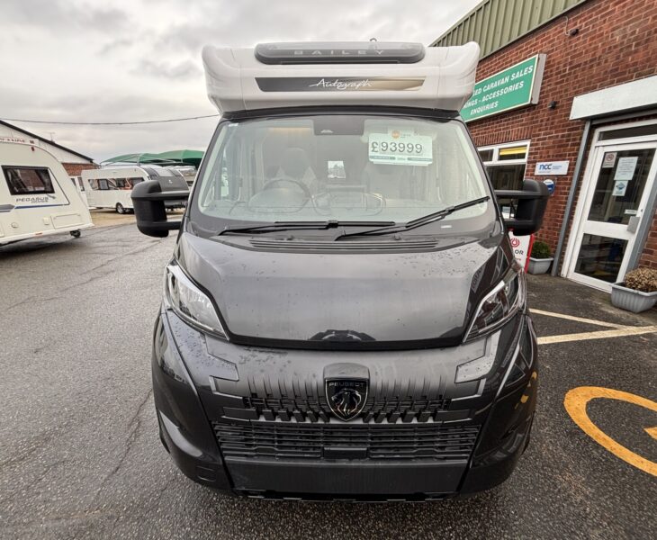 New Bailey Autograph 81-5 2026 front price