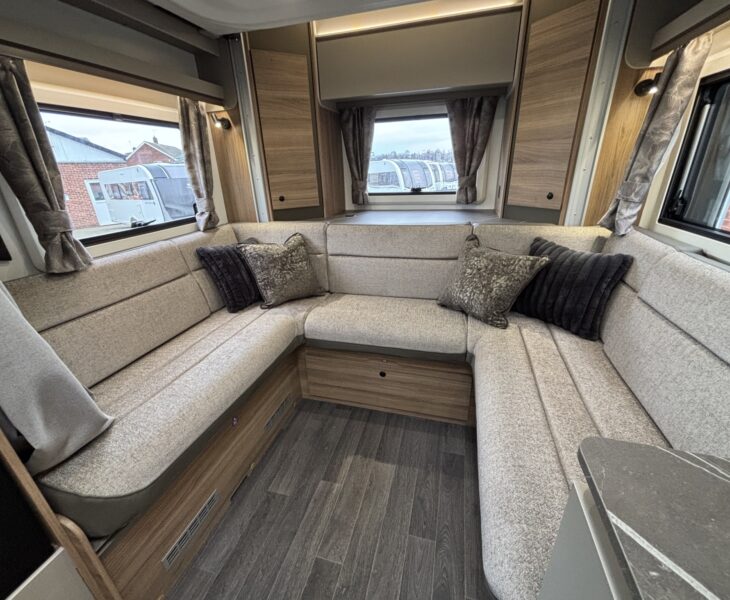 New Bailey Autograph 81-5 2026 rear lounge