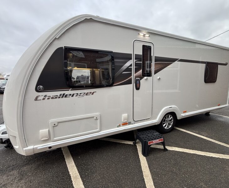 Swift Challenger 560 2022 NEARSIDE