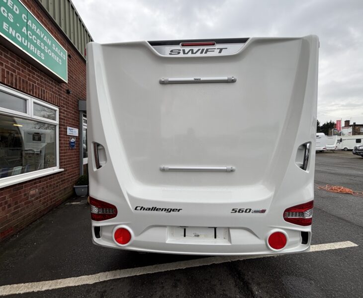 Swift Challenger 560 2022 REAR