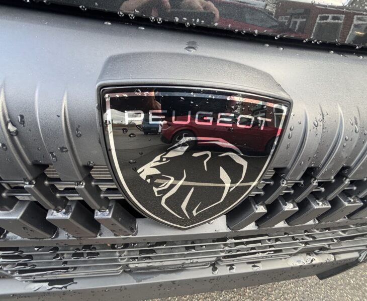 2026 Bailey Autograph 72-2 PEUGEOT BADGE