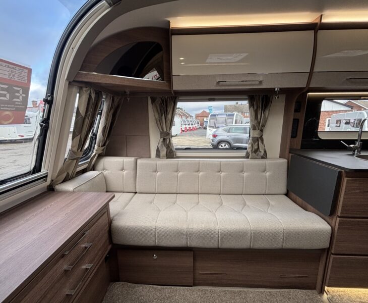 2021 Bailey Unicorn Pamplona Black Edition OFFSIDE LOUNGE