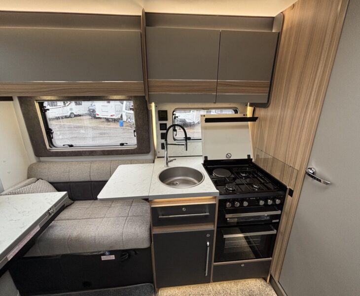 NEW Bailey Adamo 75-4T KITCHEN