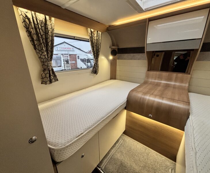 Bailey Autograph 79-4T 2020 BEDROOM