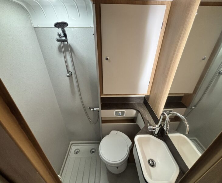 Bailey Autograph 79-4T 2020 WASHROOM