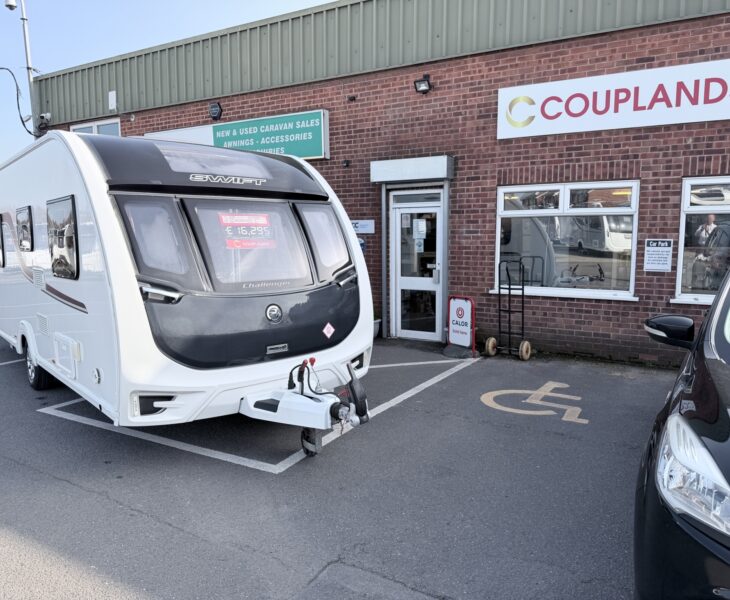 2017 Swift Challenger 580 Front