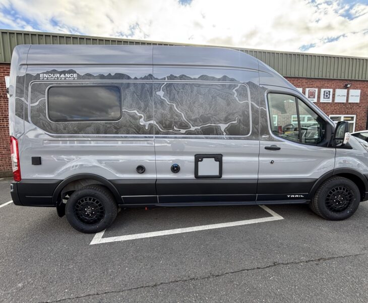 New Bailey Endurance E62 2026 OFFSIDE