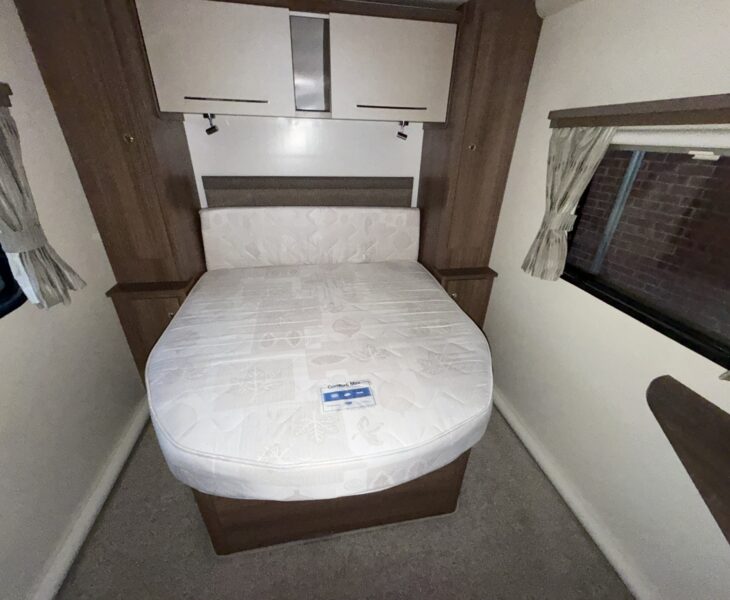 2020 Bailey Phoenix 640 Rear Island Bed
