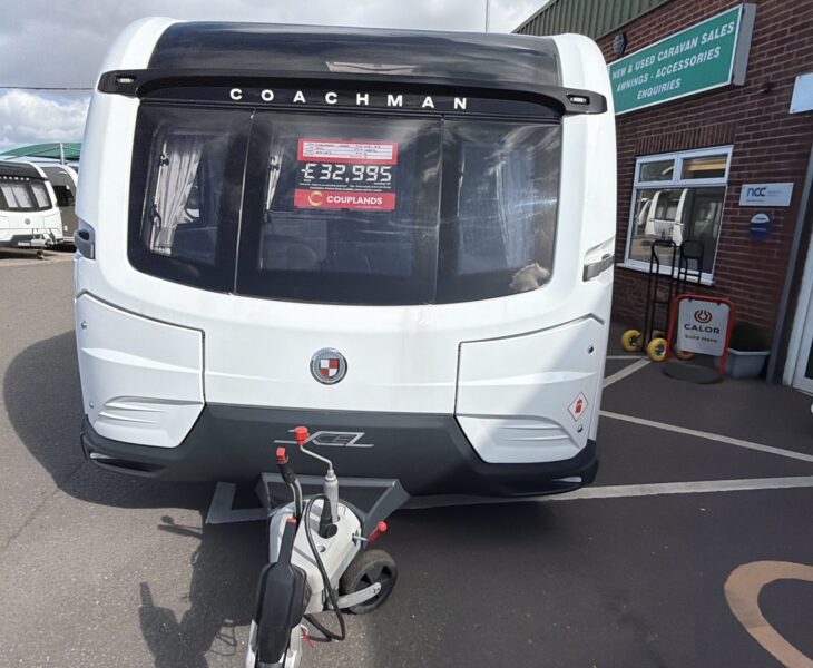 Coachman Laser 875 Xcel Front