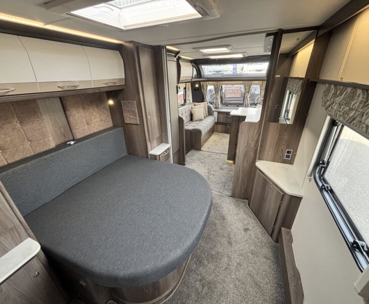 2025 Coachman Laser 575 Xtra BEDROOM