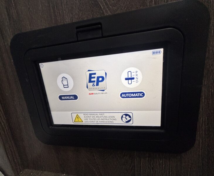 2025 Coachman Laser 575 Xtra E&P LEVELLING SYSTEM