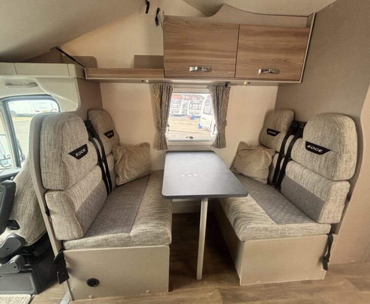 Swift Edge 486 2023 DINETTE WITH 4 SEATED BELTS