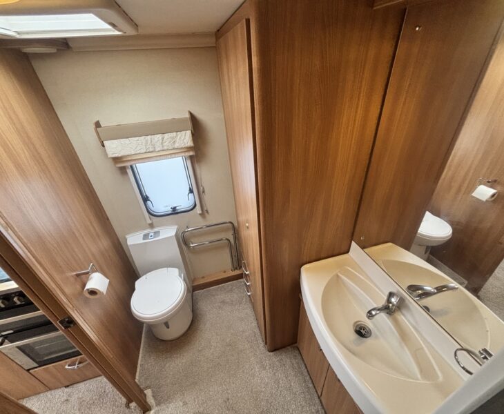 2012 Bessacarr Cameo 495 Interior