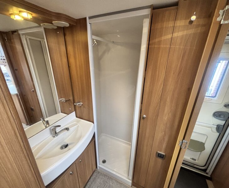 2012 Bessacarr Cameo 495 Interior