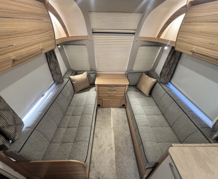 Bailey Phoenix GT75 640 2024 LOUNGE