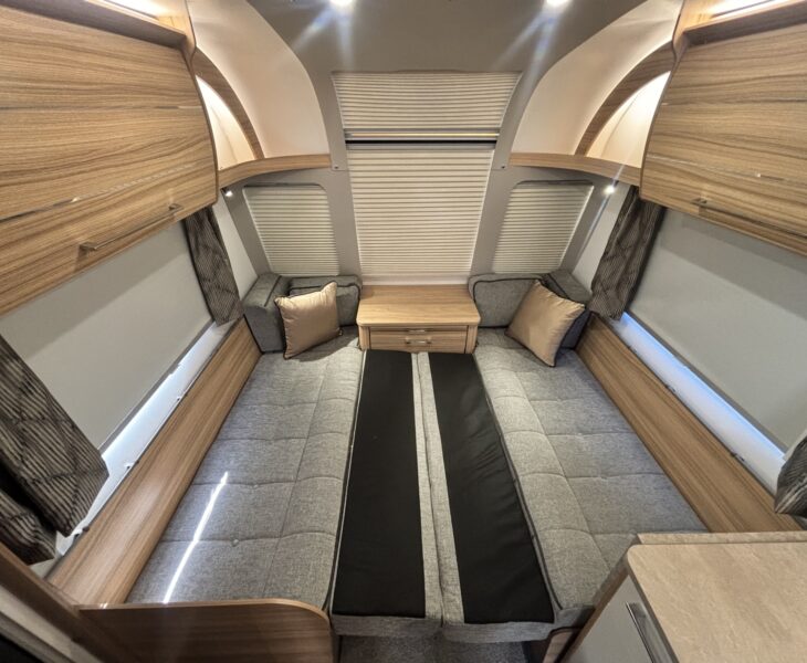 Bailey Phoenix GT75 640 2024 FRONT BED