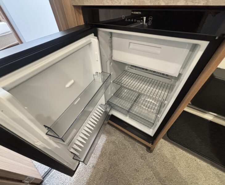 Bailey Phoenix GT75 640 2024 FRIDGE