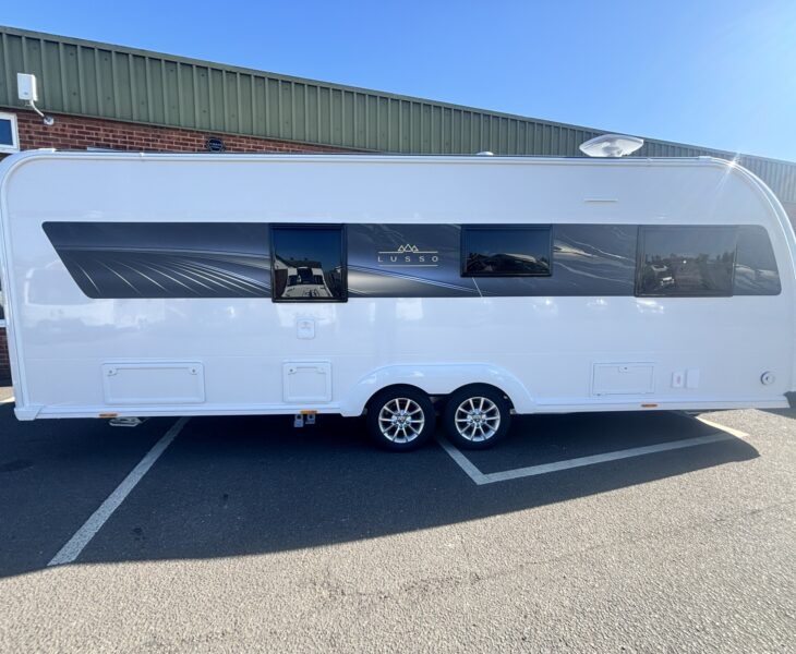 2026 Coachman Lusso 4 Side