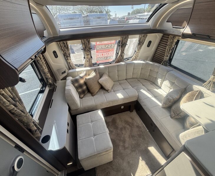 2026 Coachman Lusso 4 Interior