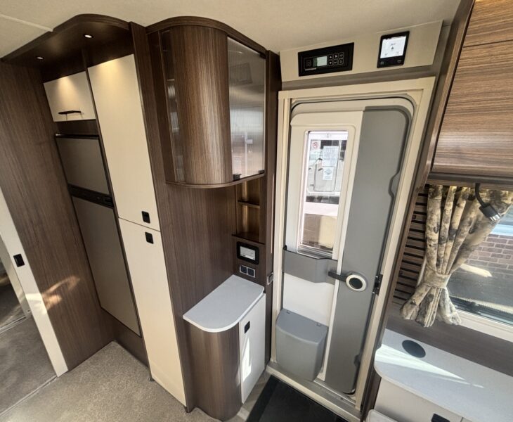 2026 Coachman Lusso 4 Interior