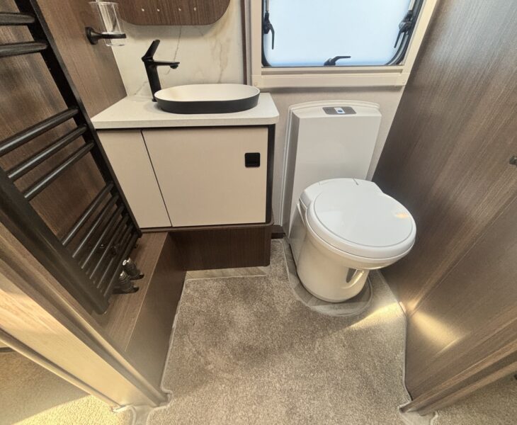 2026 Coachman Lusso 4 Interior