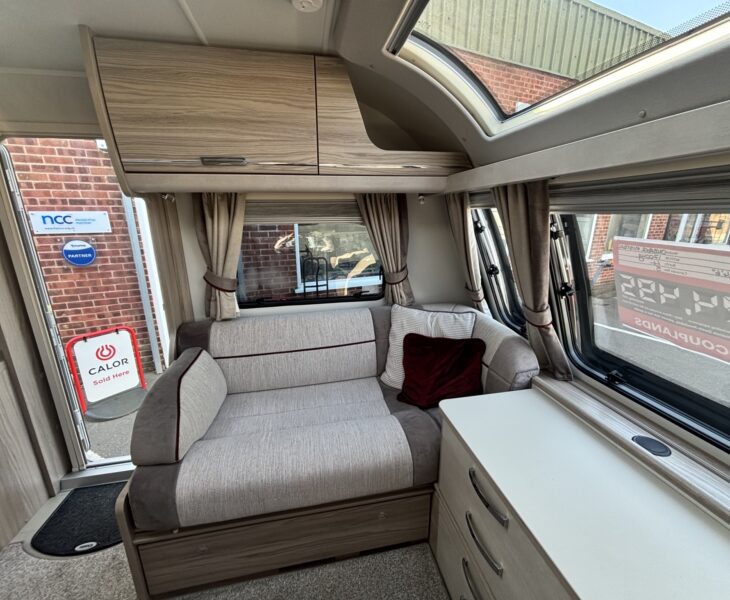 Elddis Crusader Mistral 2023 NEARSIDE LOUNGE AREA