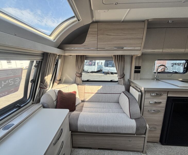 Elddis Crusader Mistral 2023 OFFSIDE LOUNGE AREA