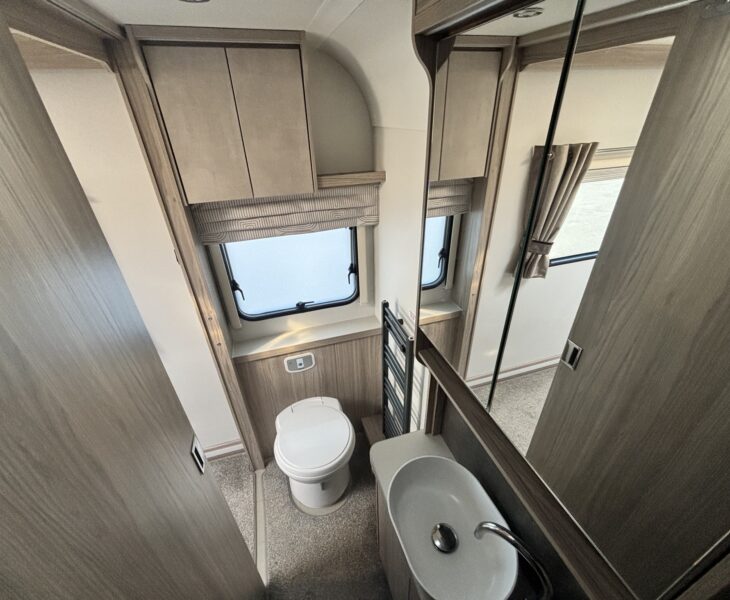 Elddis Crusader Mistral 2023 WASHROOM