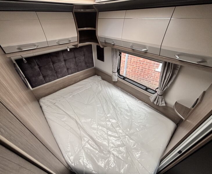 Coachman Acadia Xtra 660 2024 rear bed