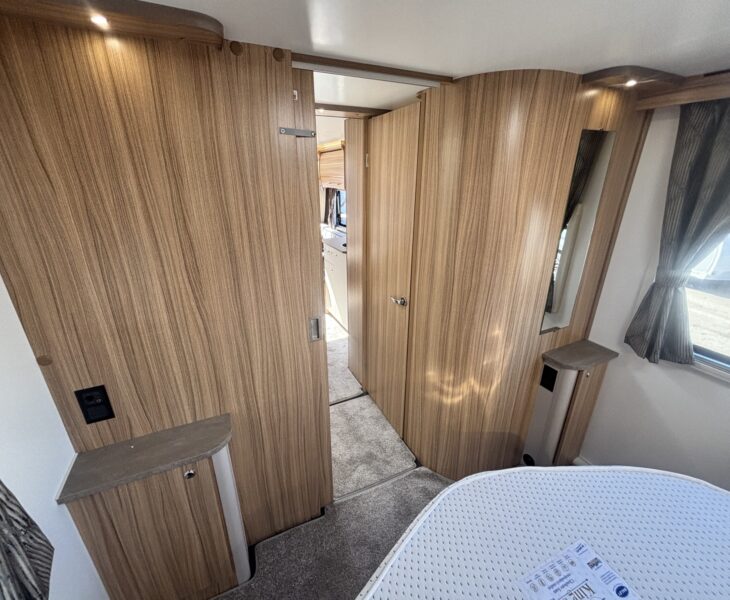 Bailey Pegasus Grande GT75 Messina 2025 VANITY AREA & TV POINT