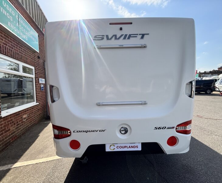 Swift Conqueror 560 2018 REAR