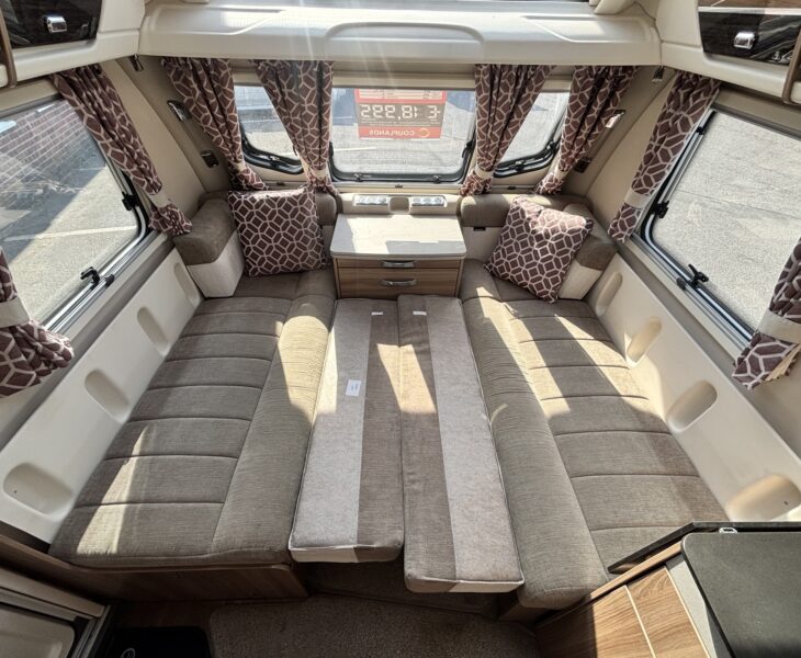 Swift Conqueror 560 2018 FRONT DOUBLE BED