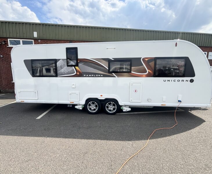 Bailey Unicorn Pamplona 2023 OFFSIDE