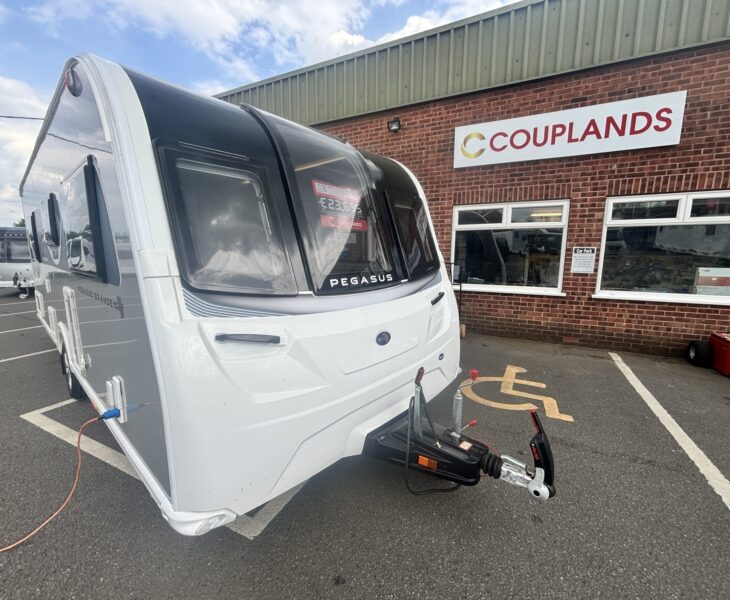 2024 Bailey Pegasus Grande GT75 Portofino Front