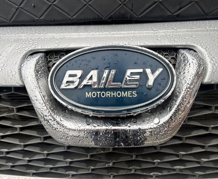 Bailey Approach SE 740 2012 BAILEY BADGE
