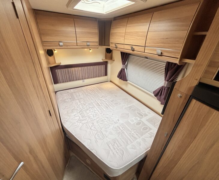 Bailey Approach SE 740 2012 REAR FIXED BED
