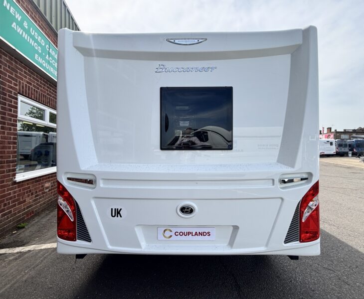 2021 Buccaneer Commodore REAR
