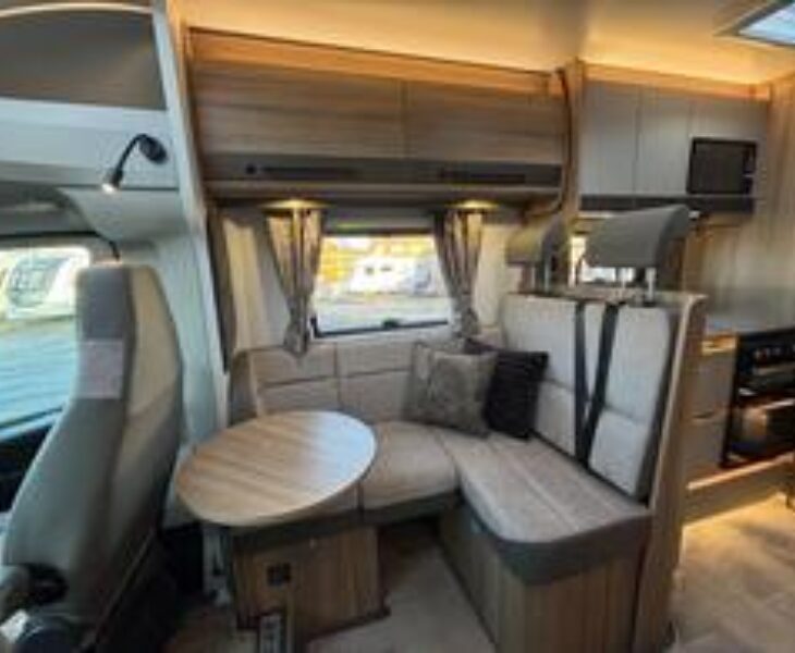 New Bailey Autograph 79-4i 2026 offside lounge