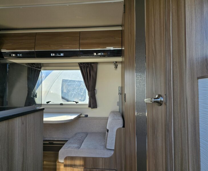 2019 SWIFT ELEGANCE 530