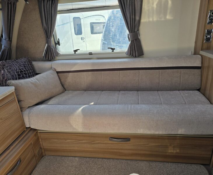 2019 SWIFT ELEGANCE 530