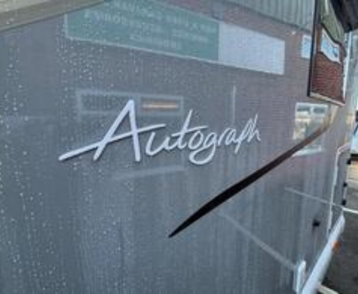 New Bailey Autograph 79-4i 2026 decal