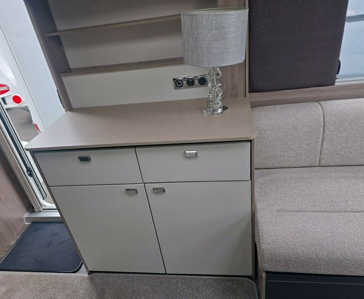 2026 CONQUEROR 480 TV AREA